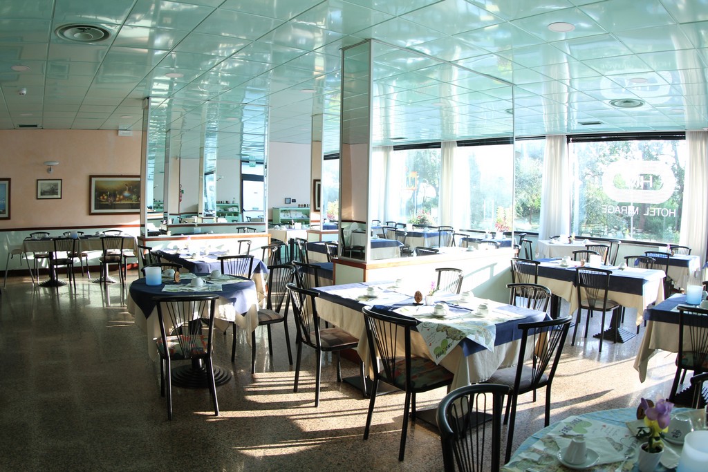 hotel mirage sala2