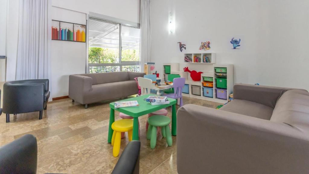 hotel kennedy area bimbi