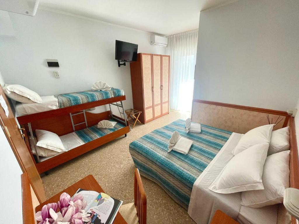 hotel crystal quadrupla