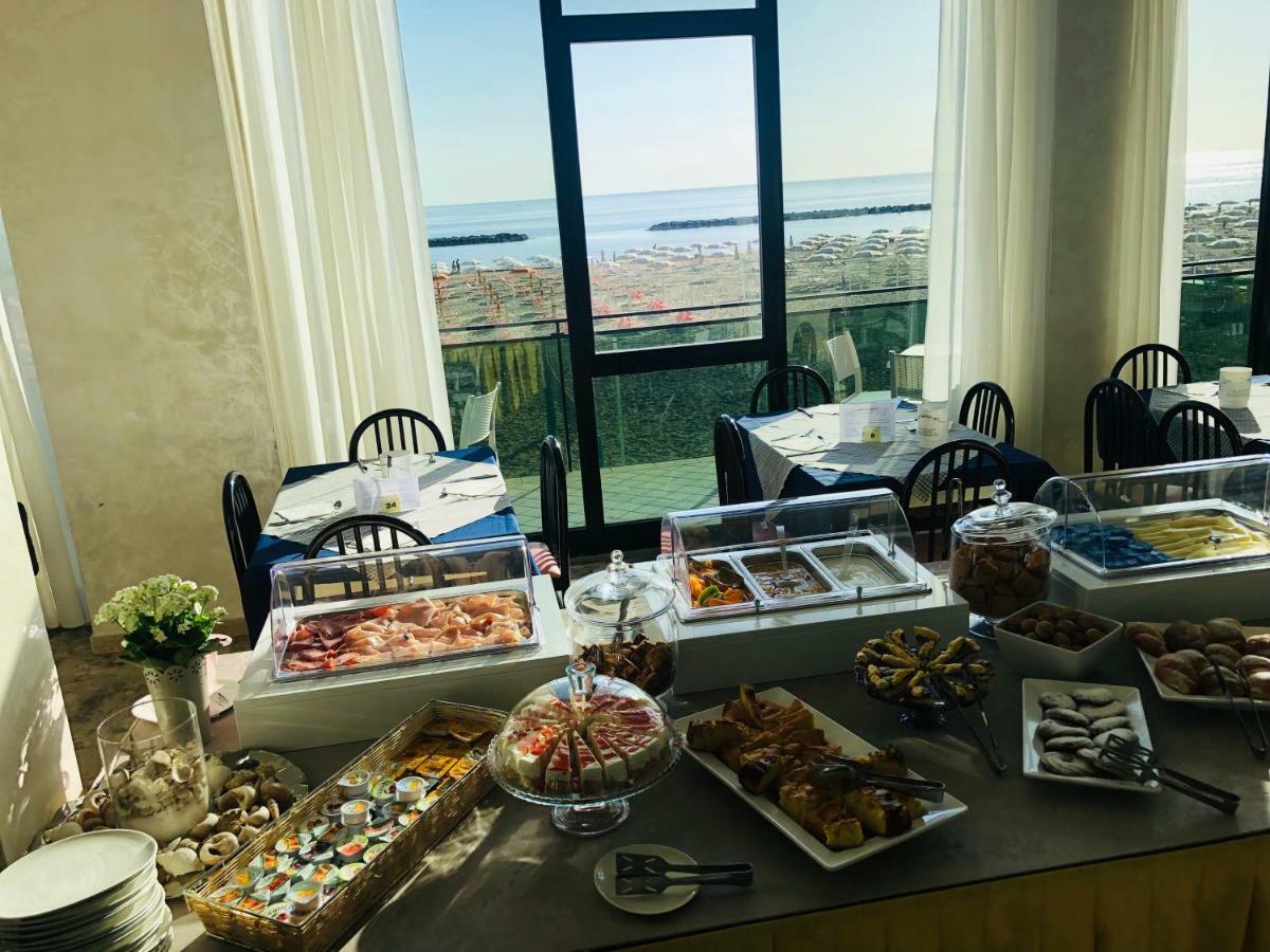 rimini hotel gin buffet colazione2