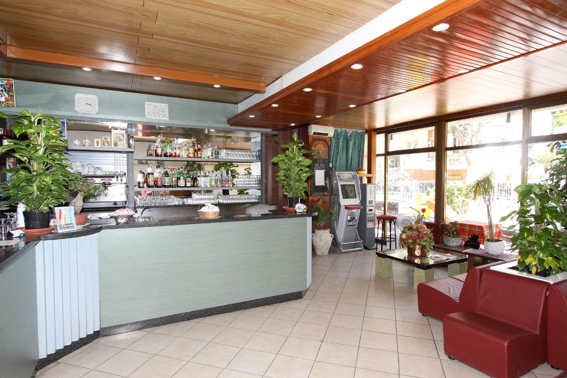 hotel villa itala bar2