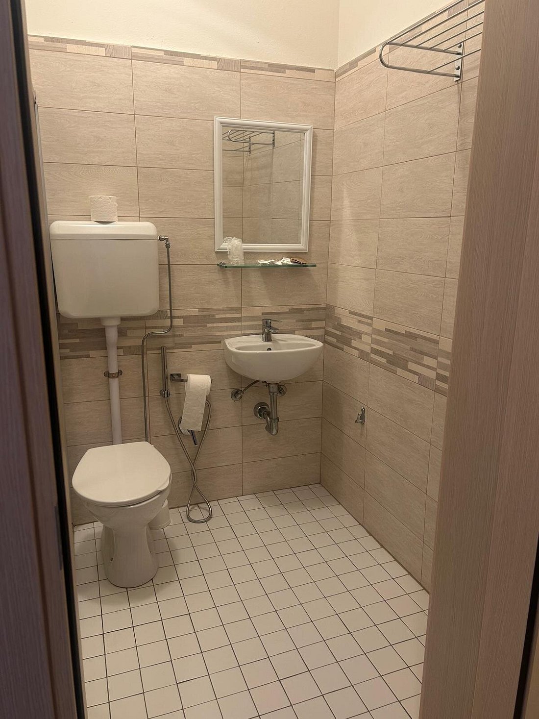 hotel aron bagno1
