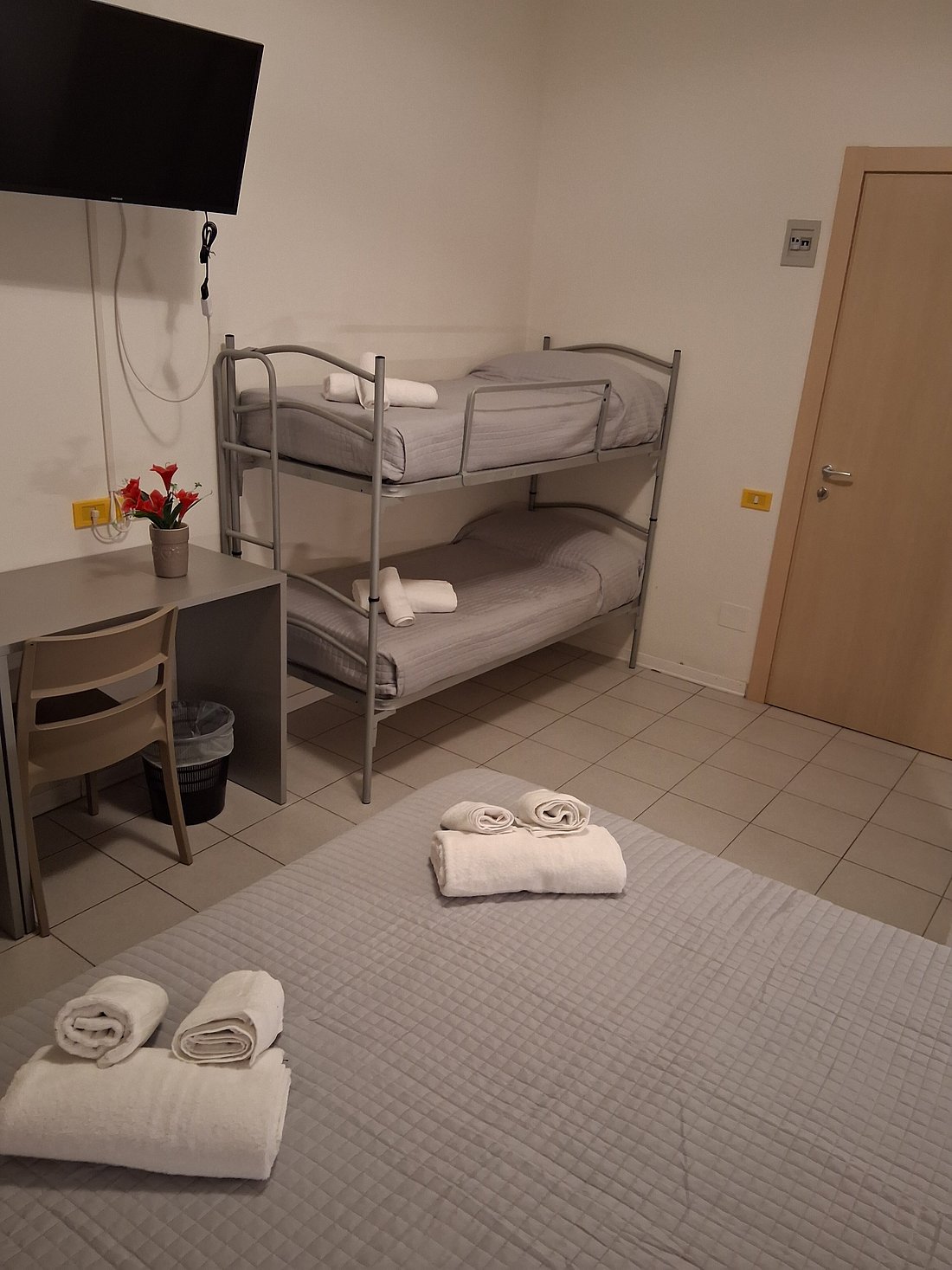 hotel aron quadrupla