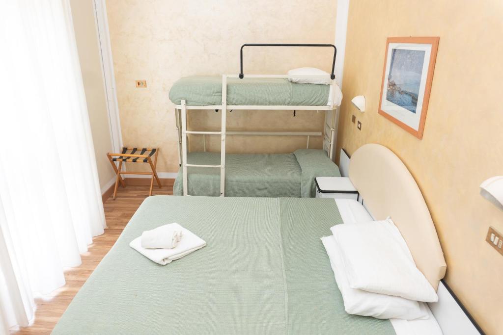 hotel adriatica quadrupla
