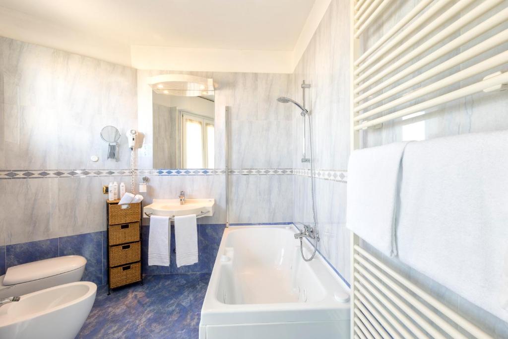 hotel baia imperiale bagno