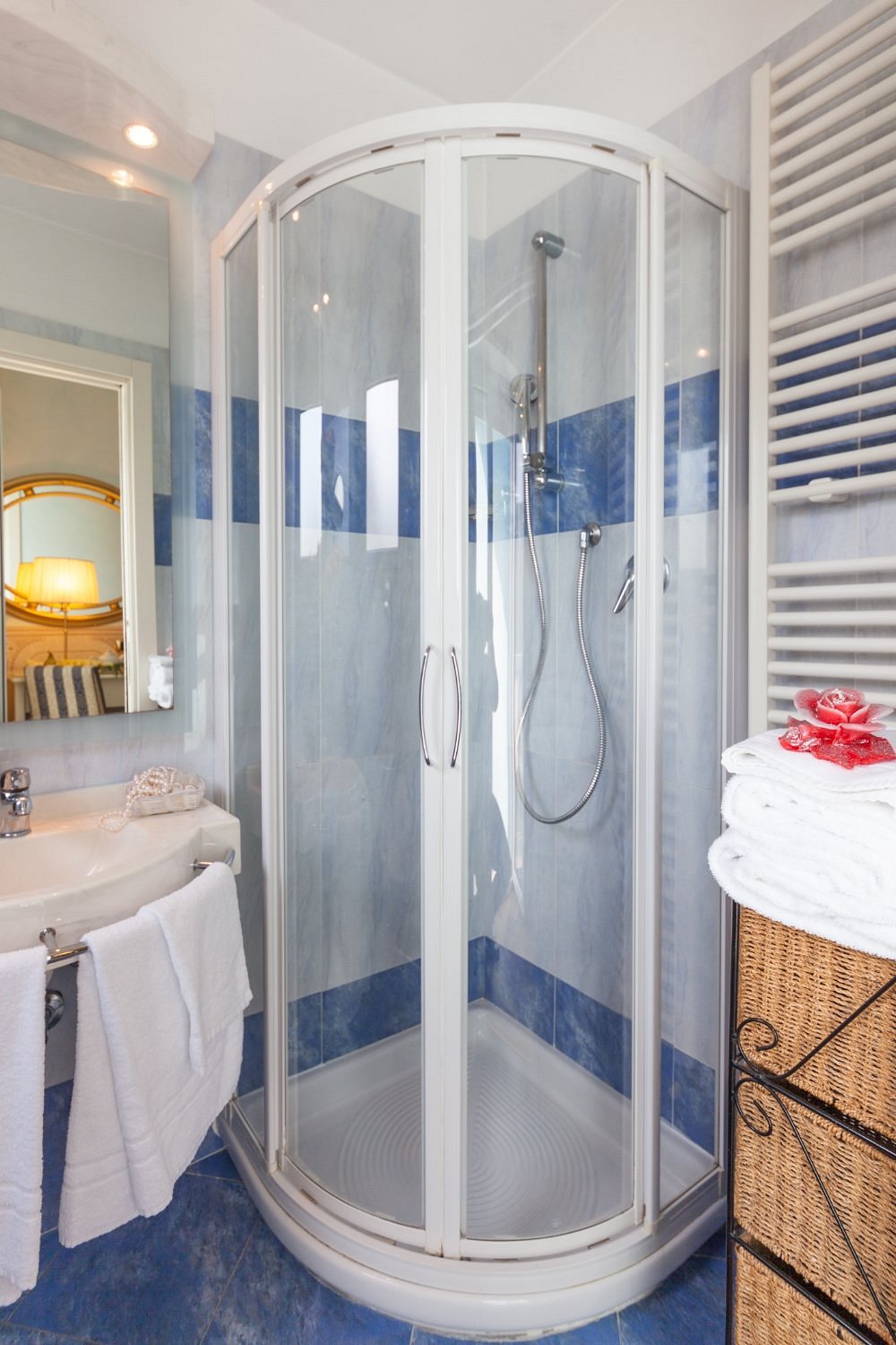 hotel baia imperiale box doccia