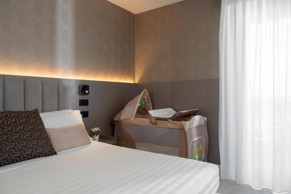 hotel ascot double crib