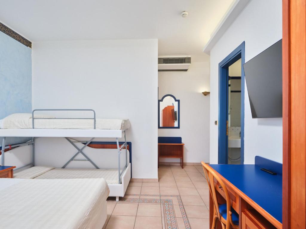 hotel ascot quadrupla