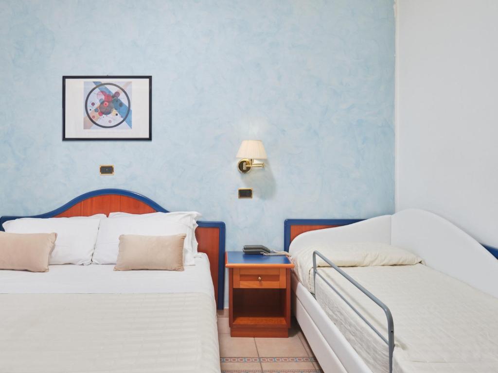 hotel ascot tripla