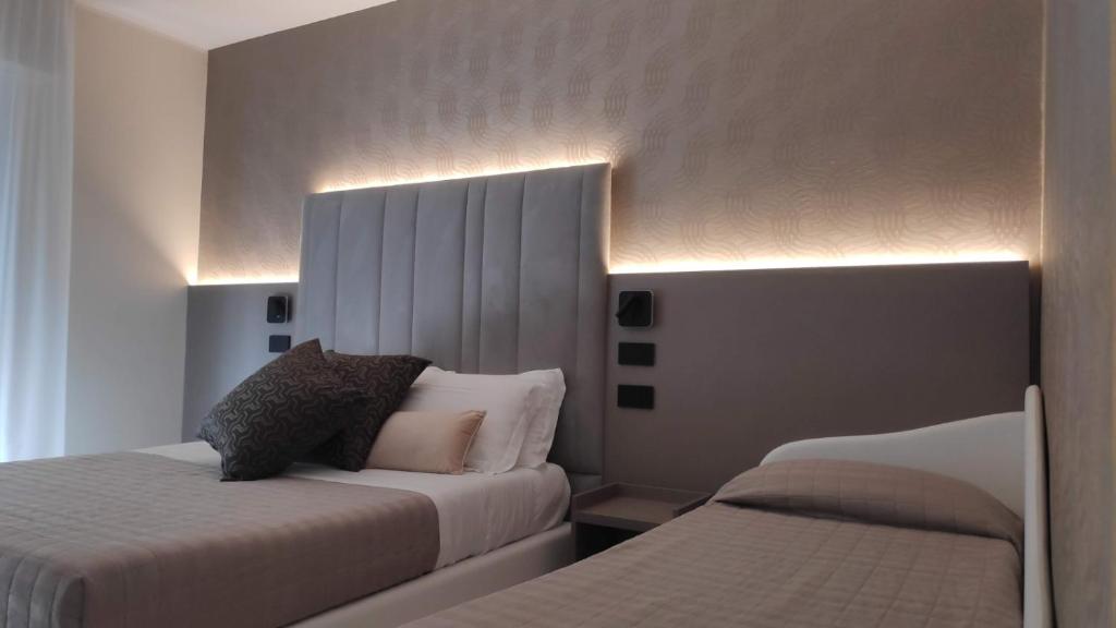 hotel ascot triple room
