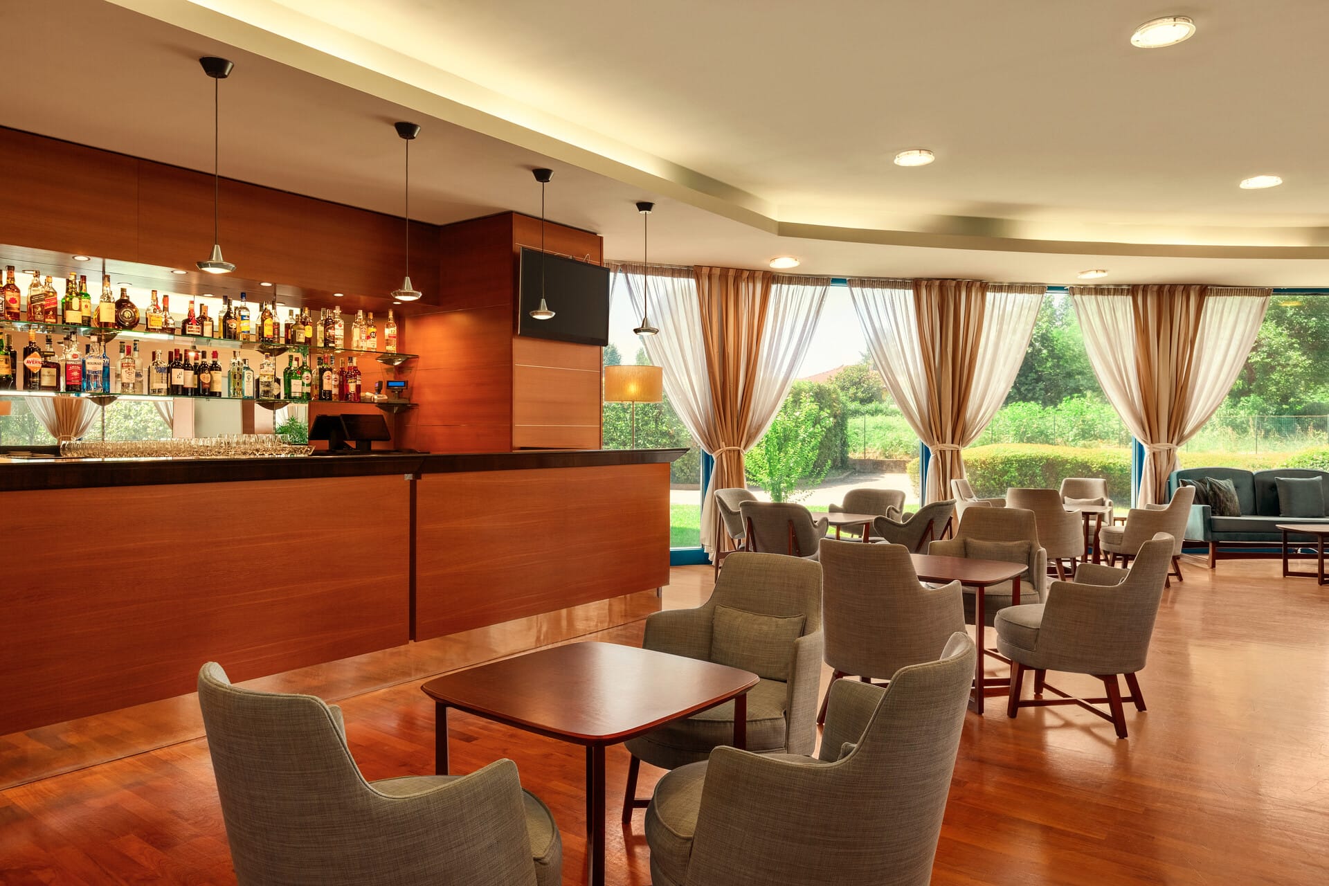 hotel dolce malpensa bar