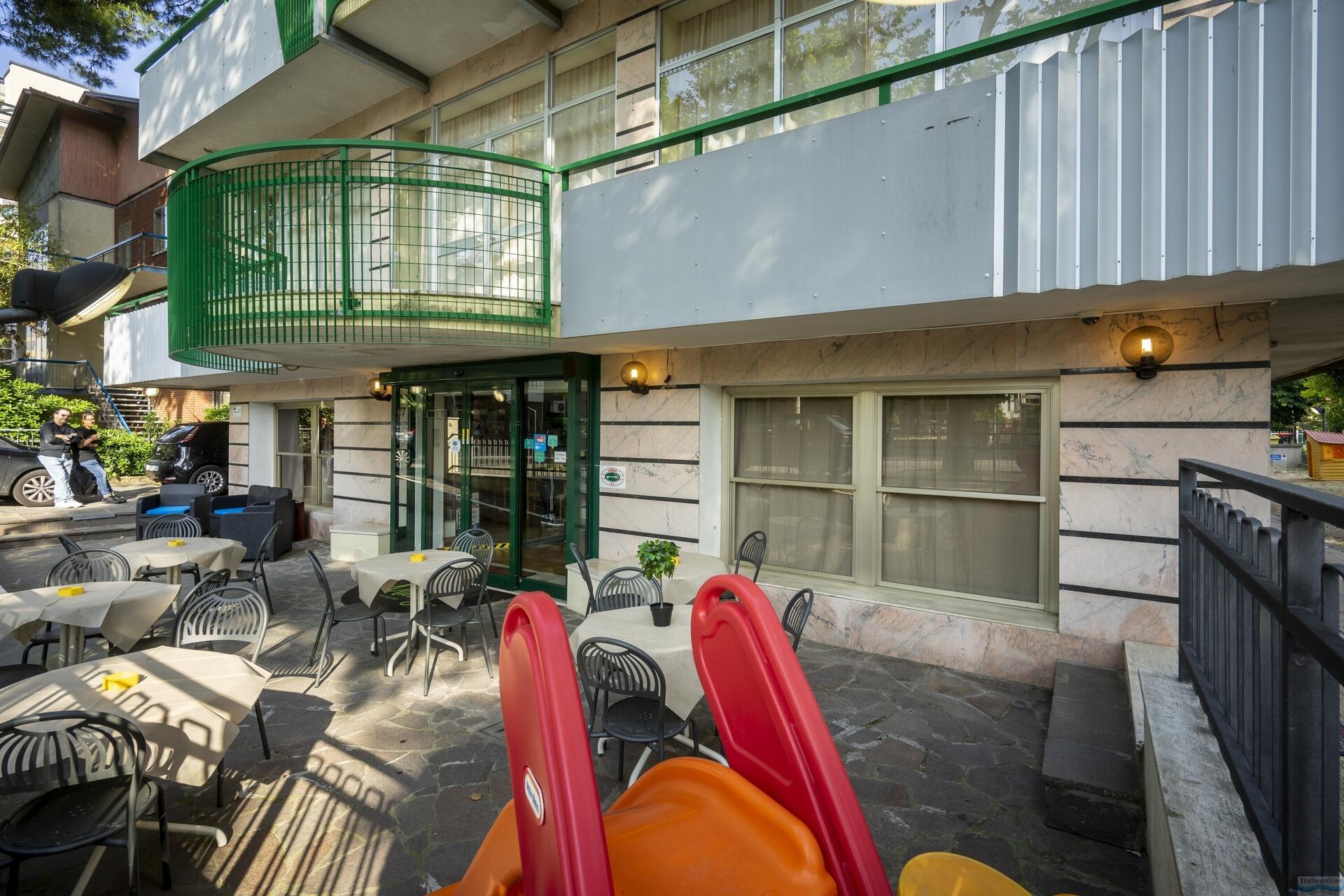 hotel mamy esterno3