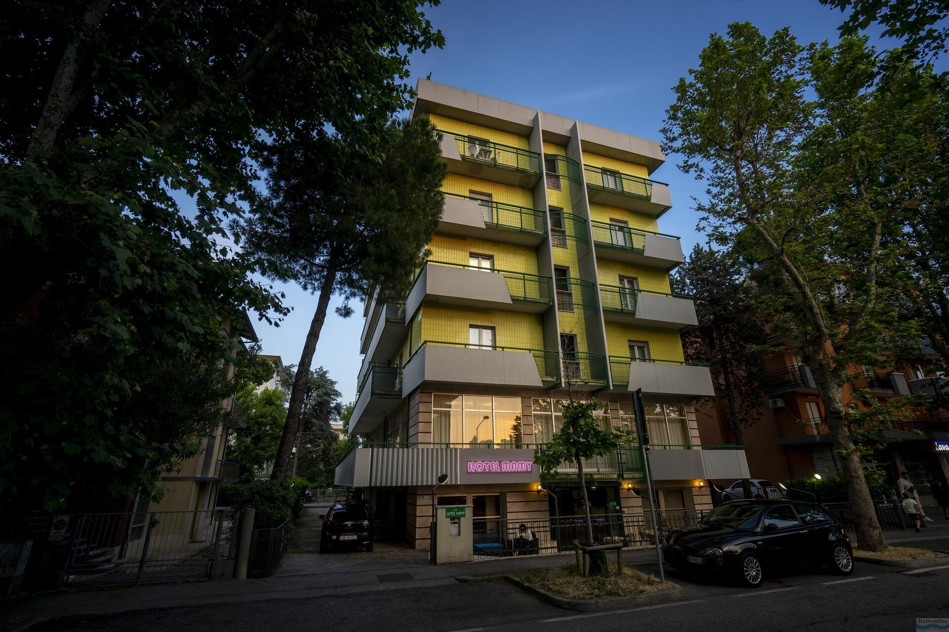 hotel mamy front3
