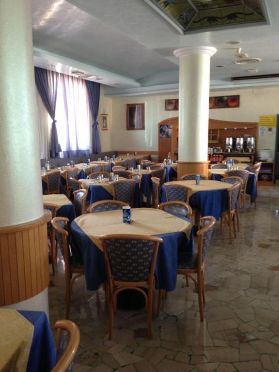 hotel harrys sala pranzo3