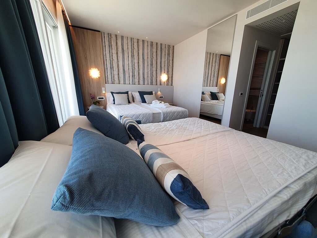 hotel galassia suite quad