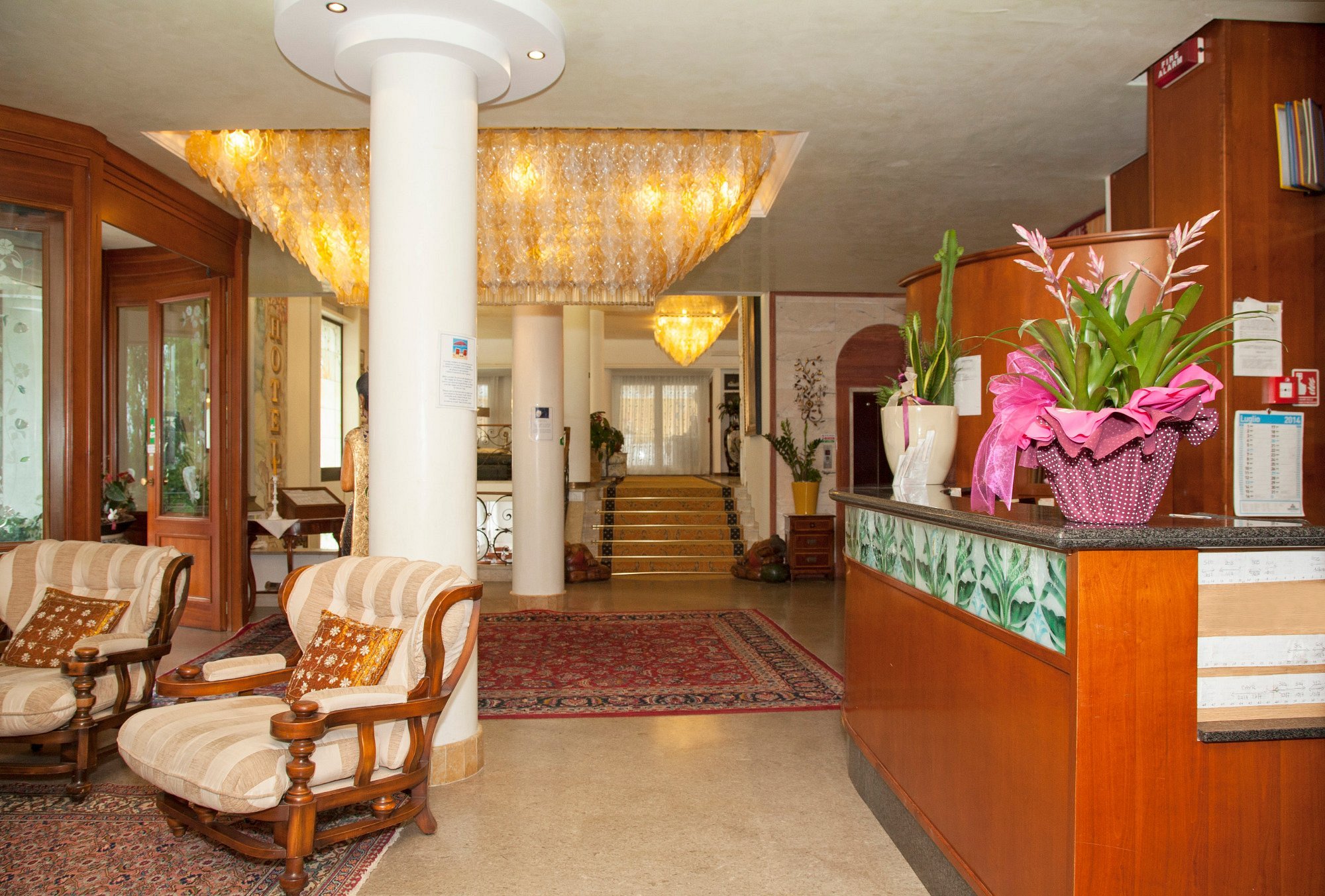 hotel elpiro reception