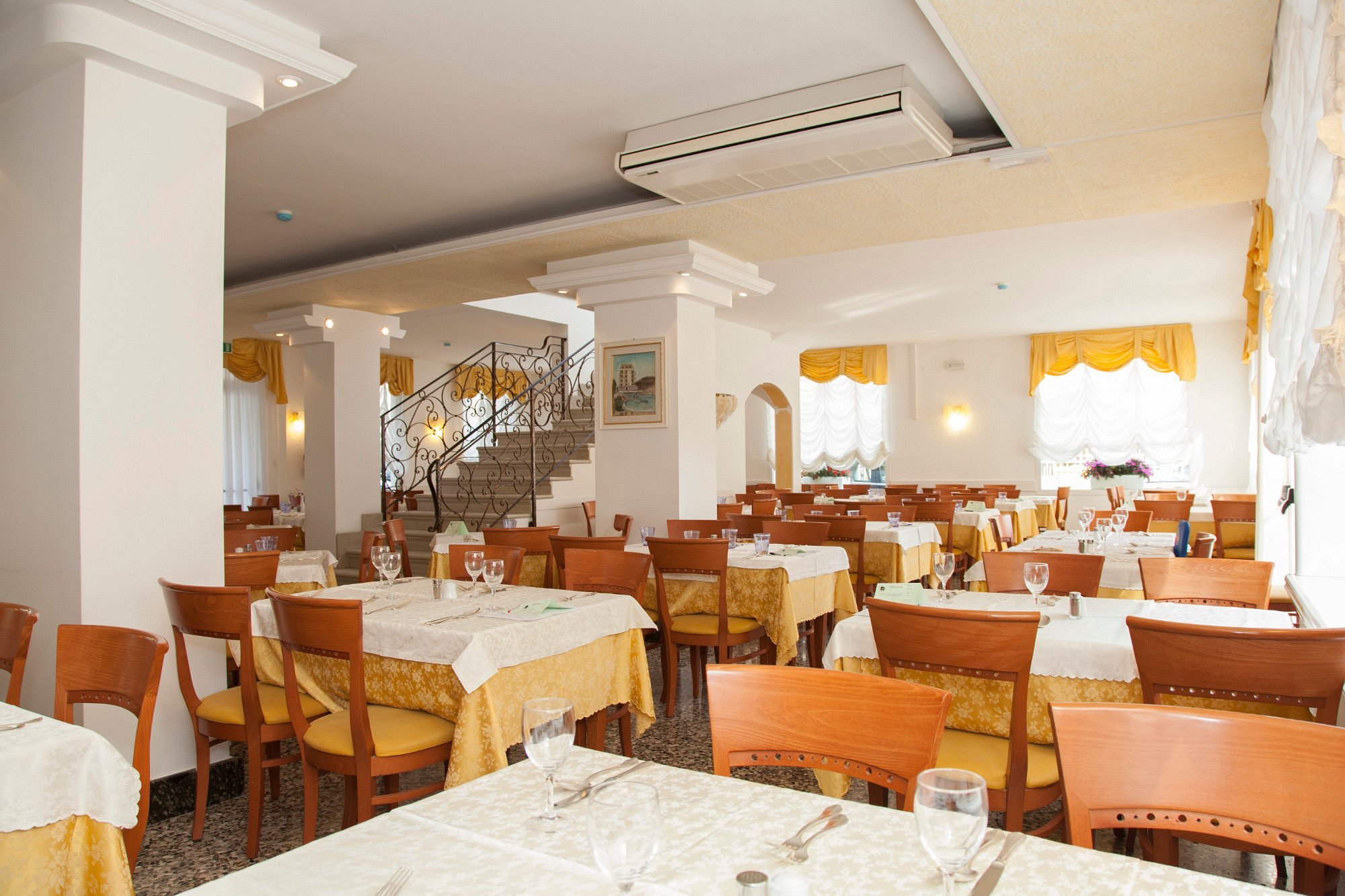 hotel elpiro sala