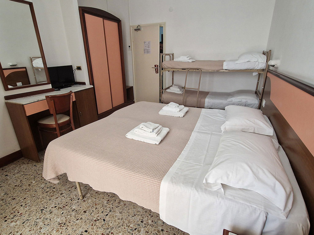 hotel artide quadrupla