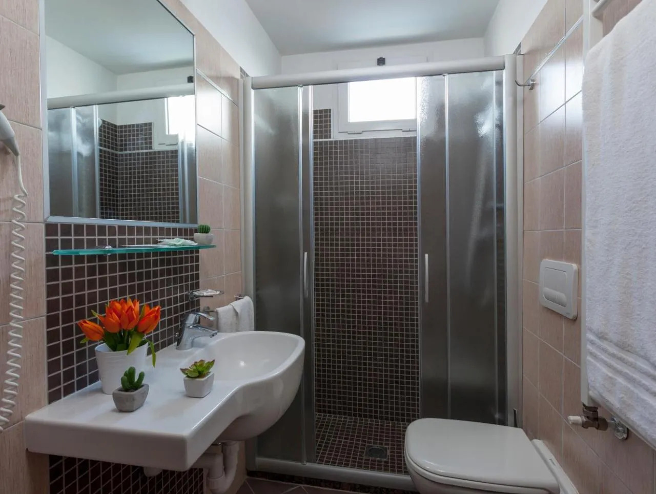 hotel aurora mare bagno2