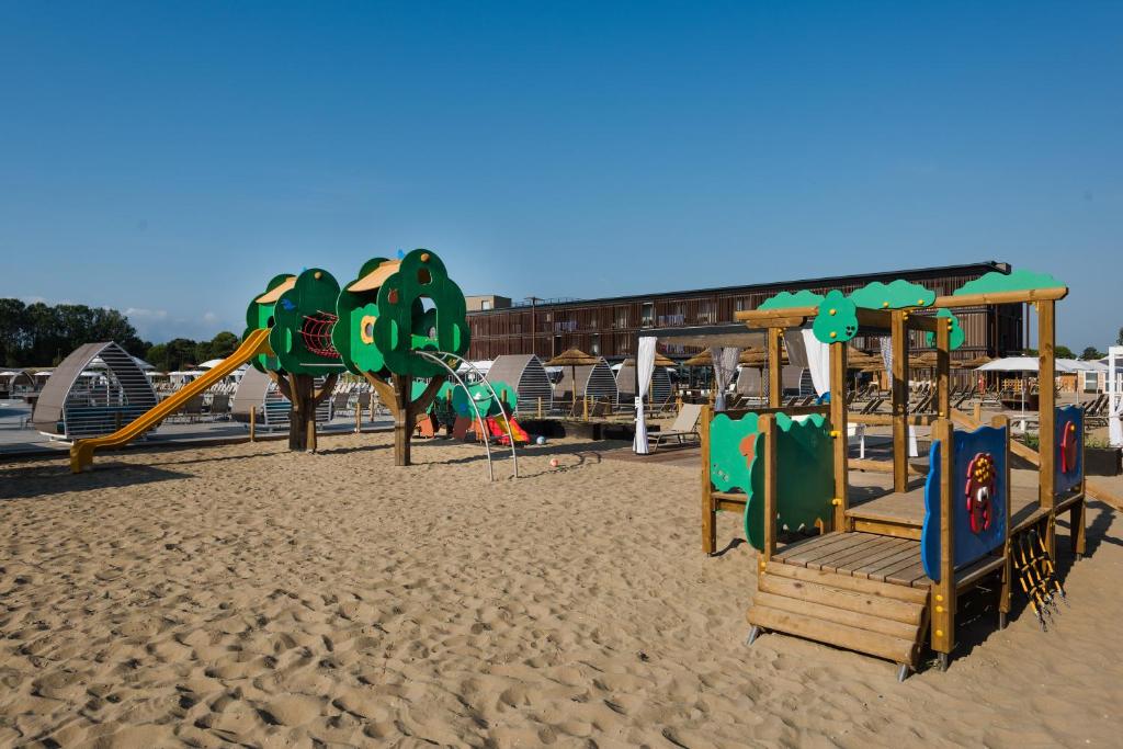 lino delle fate ecovillage resort area bimbi esterna