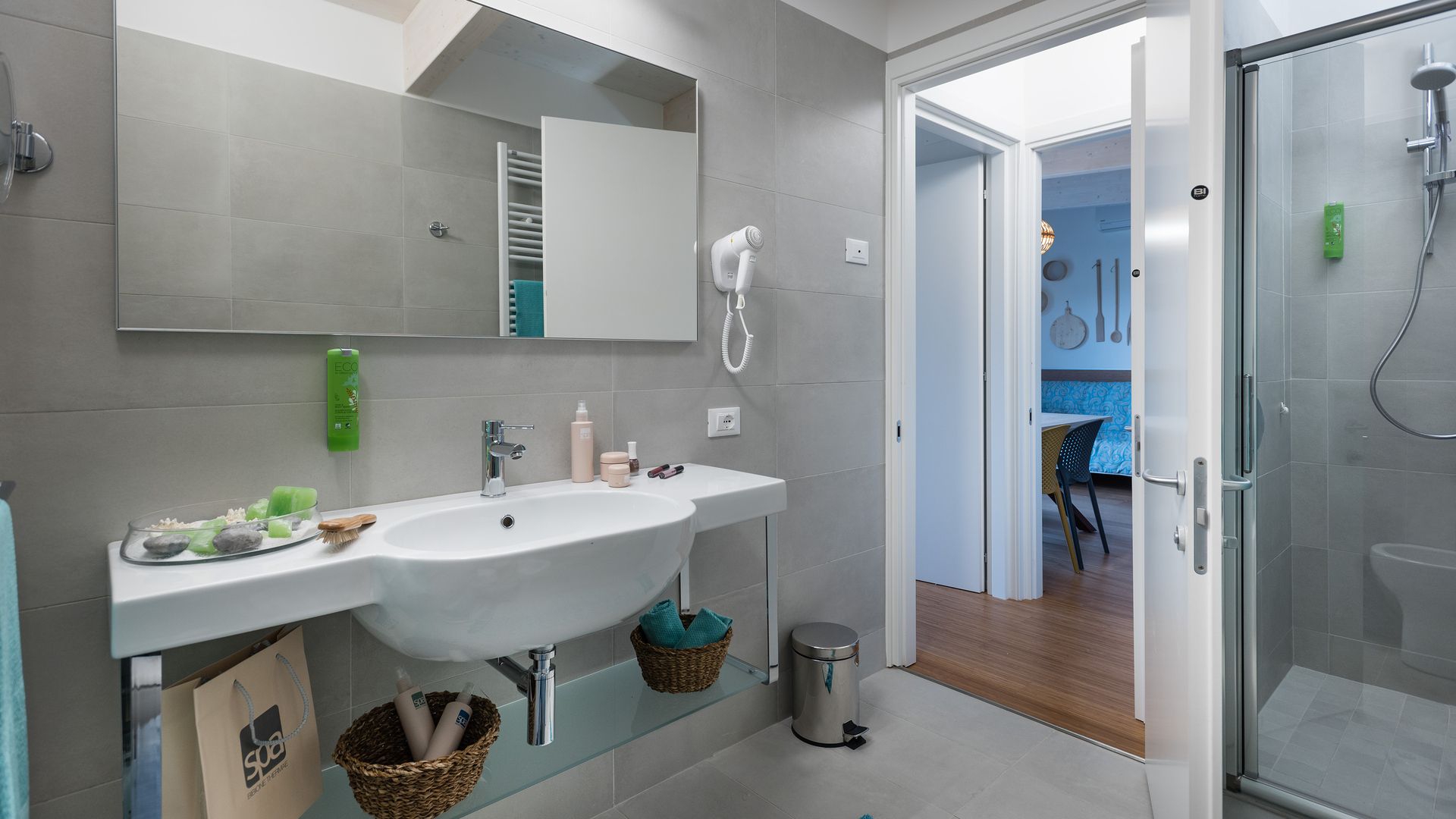 lino delle fate ecovillage resort bungalow pino nero bagno