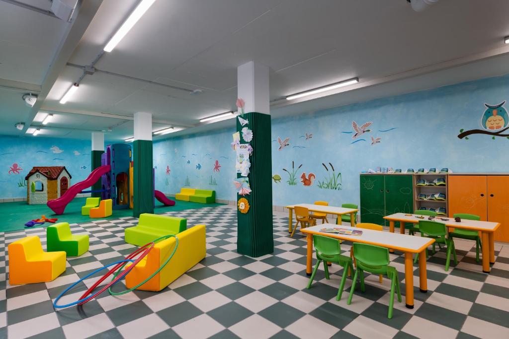 lino delle fate ecovillage resort sala giochi interna