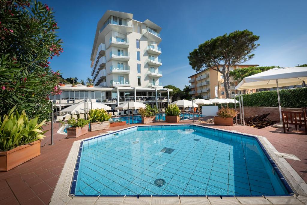 hotel garden sea front