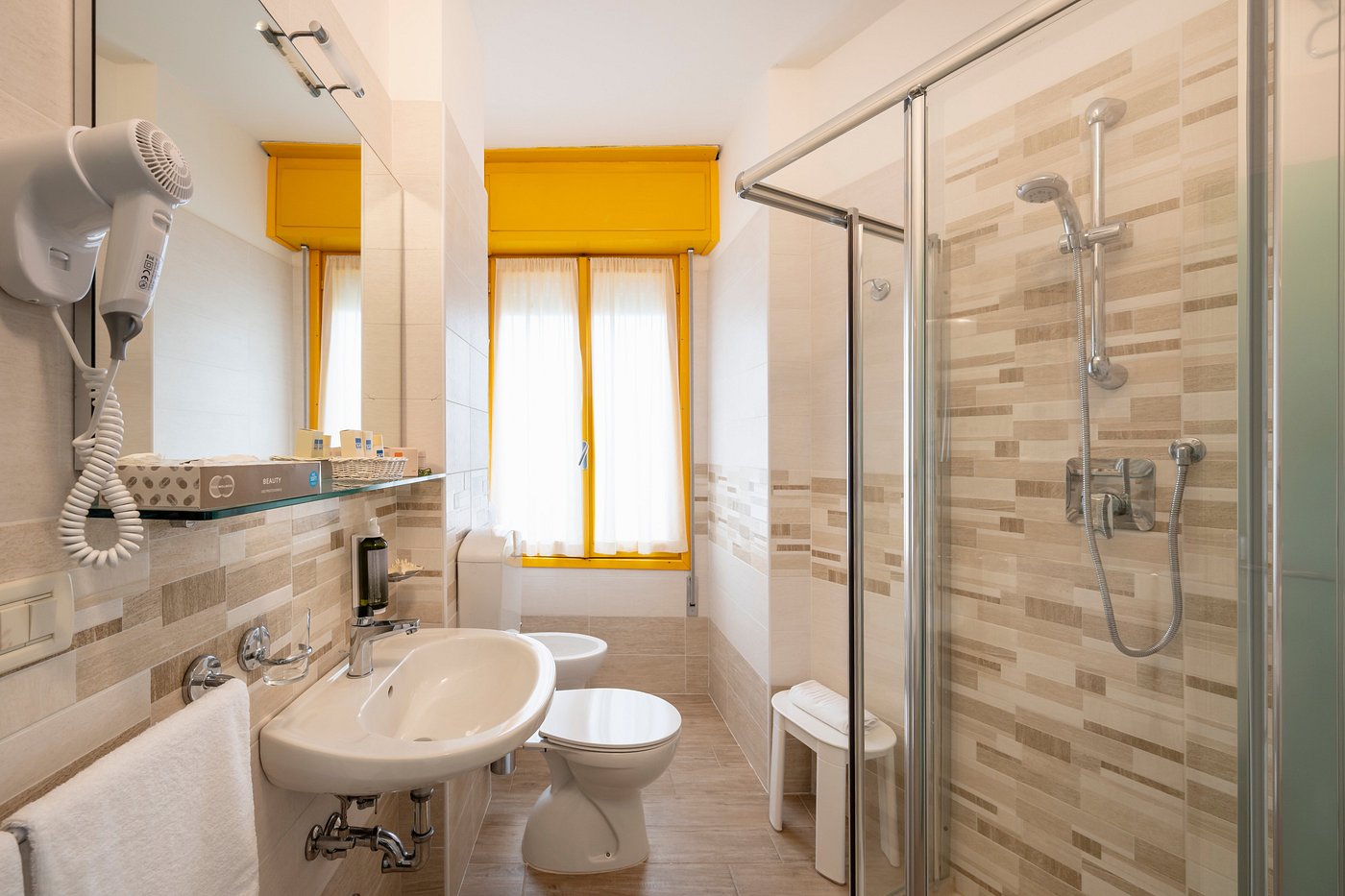 hotel luna bibione bagno2