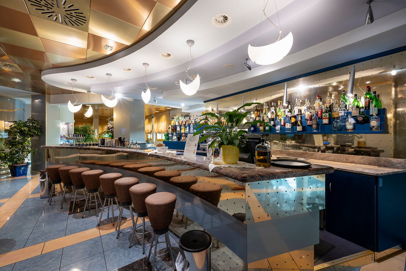 hotel luna bibione bar