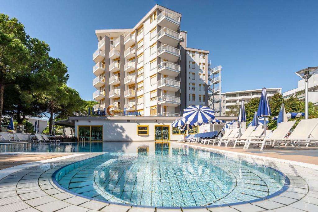 hotel luna bibione piscina2